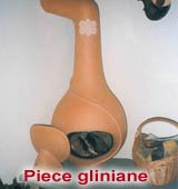 Piece gliniane